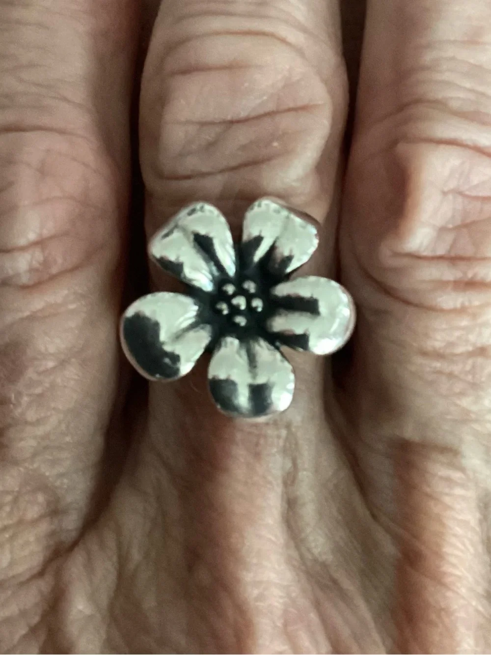 James Avery Silver Flower Ring Size 9